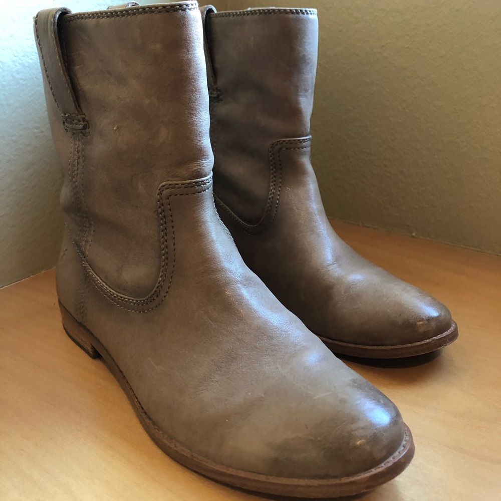 Frye Anna Leather Short Boot 8